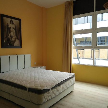 Xenia Homestay Kuching Kültér fotó